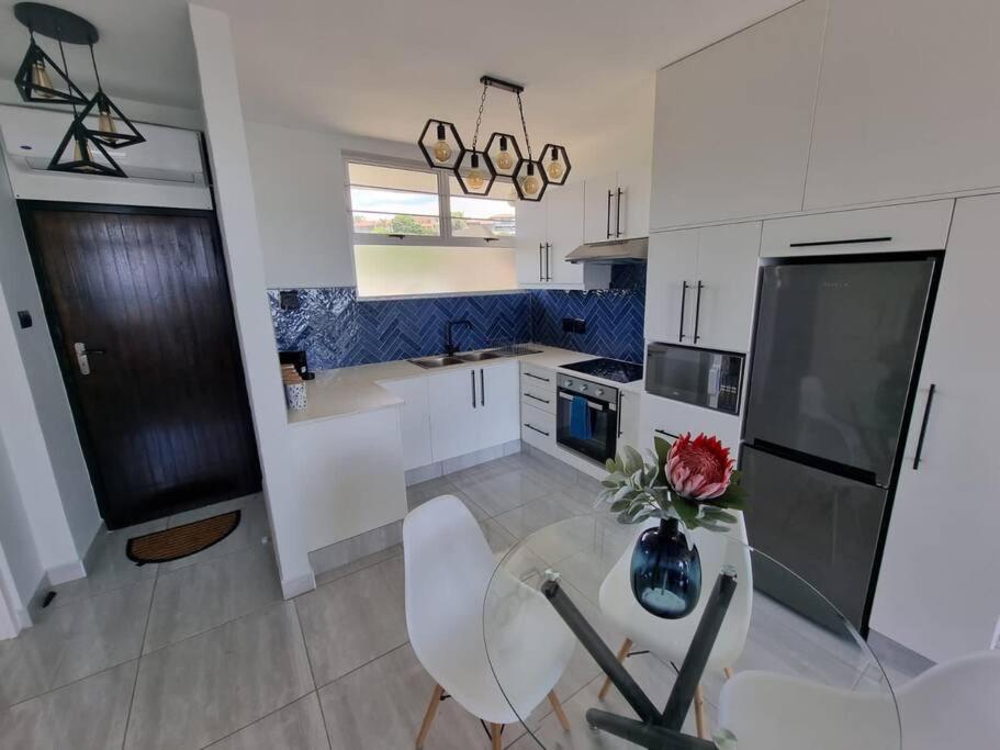1006 La Apartment Ballito